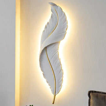 Nordic Feather Lamp