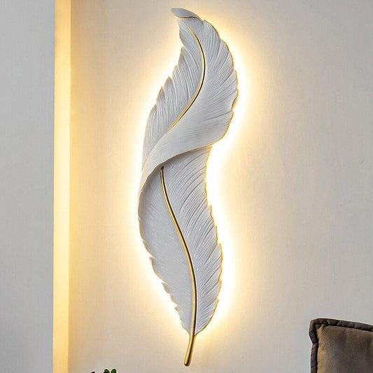 Nordic Feather Lamp